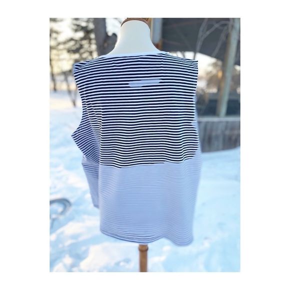 Mac and Jac Striped Floral Tank Top Casual Active - Picture 3 of 8